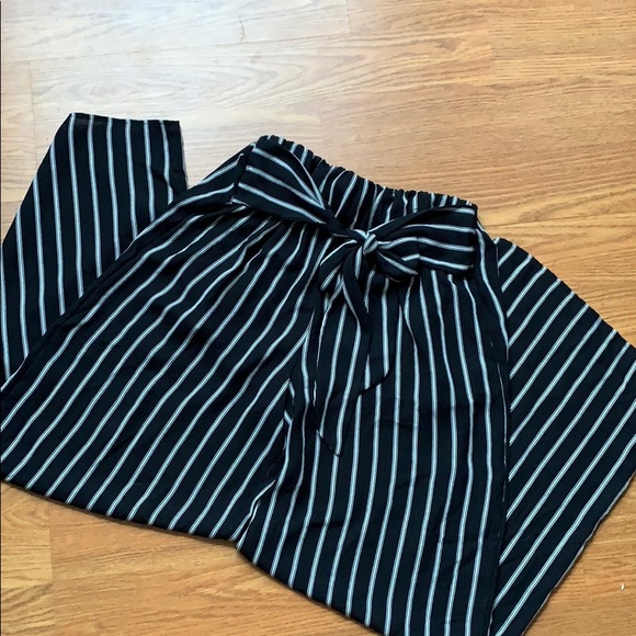 Flare pin stripe pants (elastic) - Picture 3 of 3